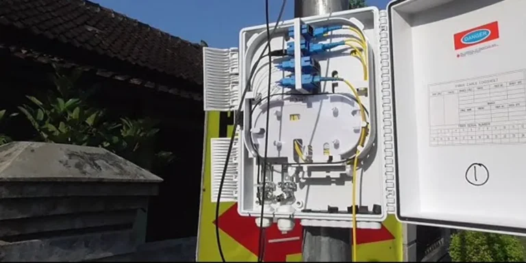 pemasangan-rapi-kabel-fiber-optic